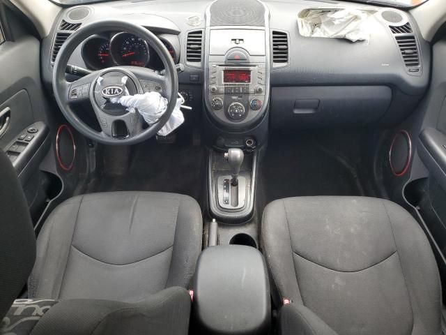 2010 KIA Soul +