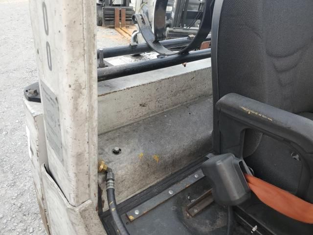2013 Nissan MCP1F2A20LV Forklift