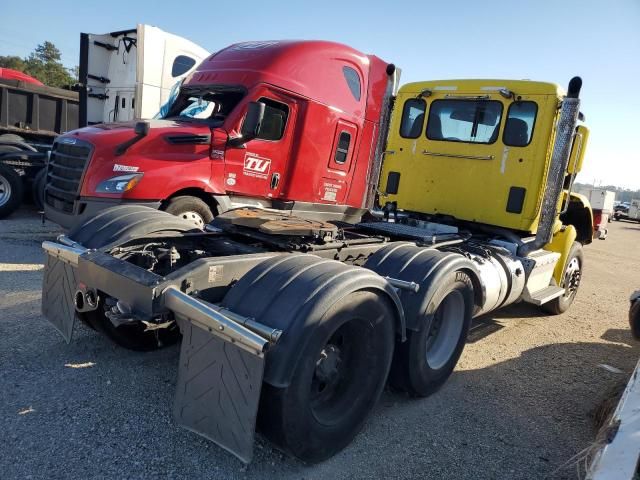 2014 Peterbilt 579 Semi Truck
