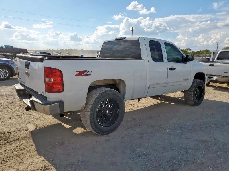 2011 Chevrolet Silverado C1500 LT
