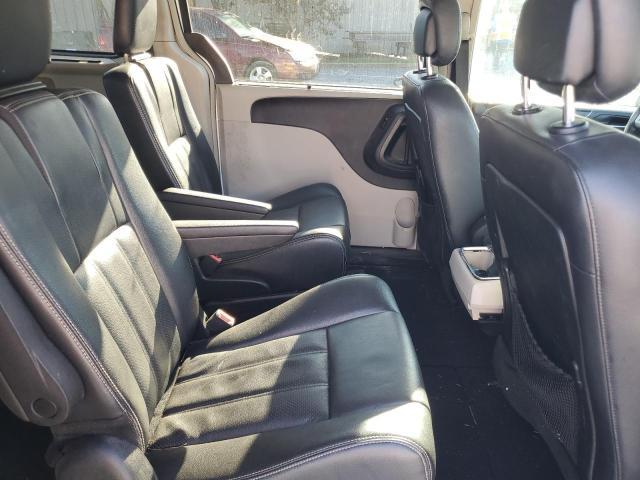 2014 Chrysler Town & Country Touring l