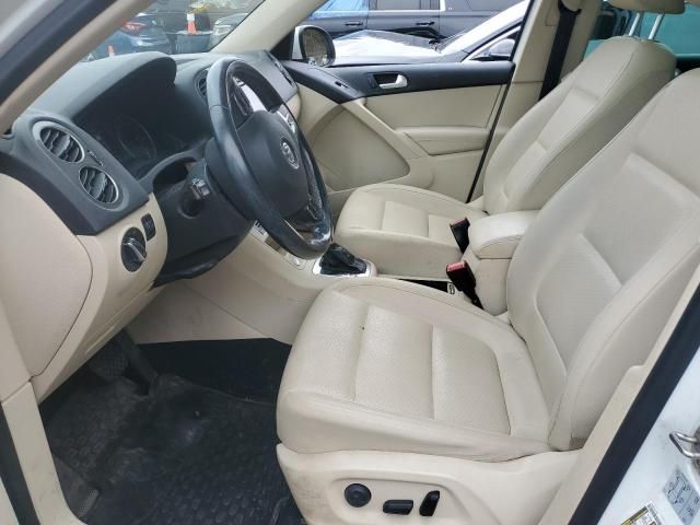 2016 Volkswagen Tiguan S