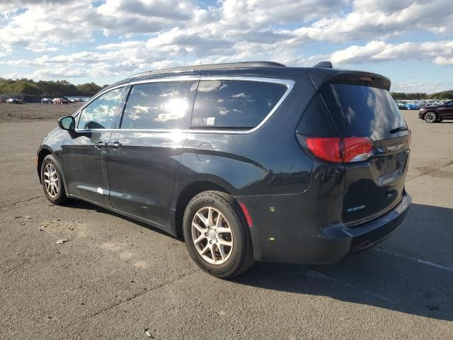 2020 Chrysler Voyager lxi