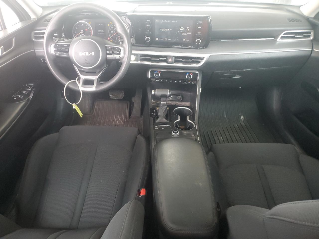 2022 KIA K5 lxs