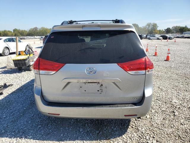 2014 Toyota Sienna LE
