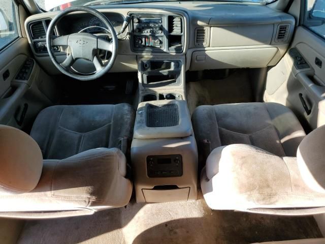 2004 Chevrolet Suburban C1500