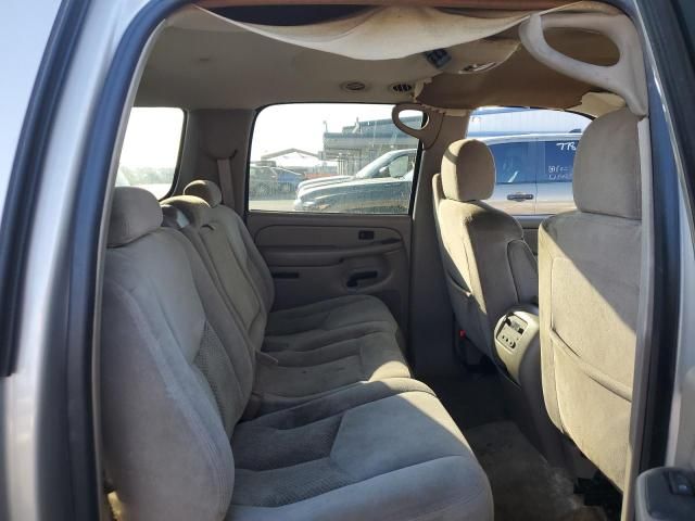2004 Chevrolet Suburban C1500