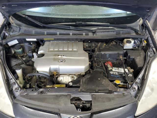 2009 Toyota Sienna CE