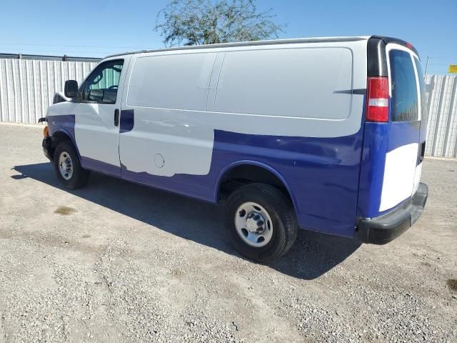 2021 Chev Express G3500