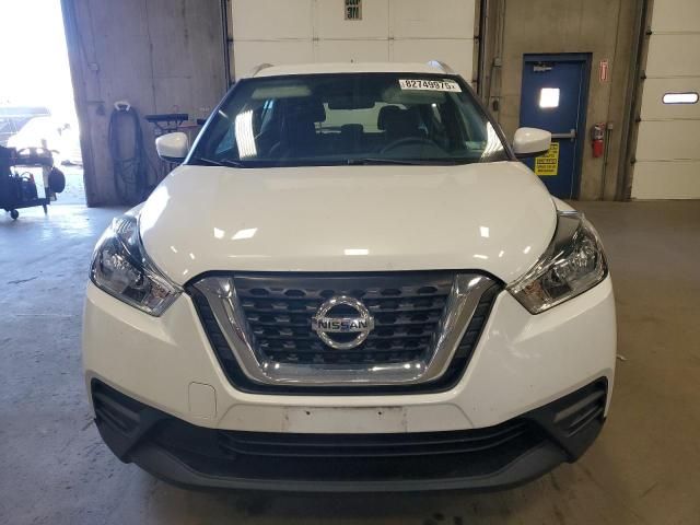 2019 Nissan Kicks s