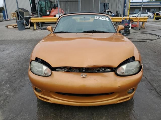 2000 Mazda MX-5 Miata Base