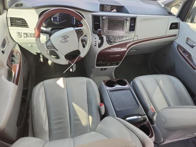 2014 Toyota Sienna