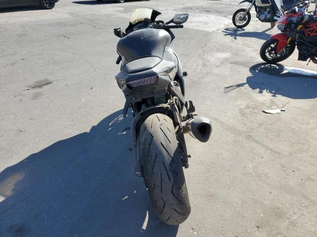 2015 Kawasaki ZX1000 J