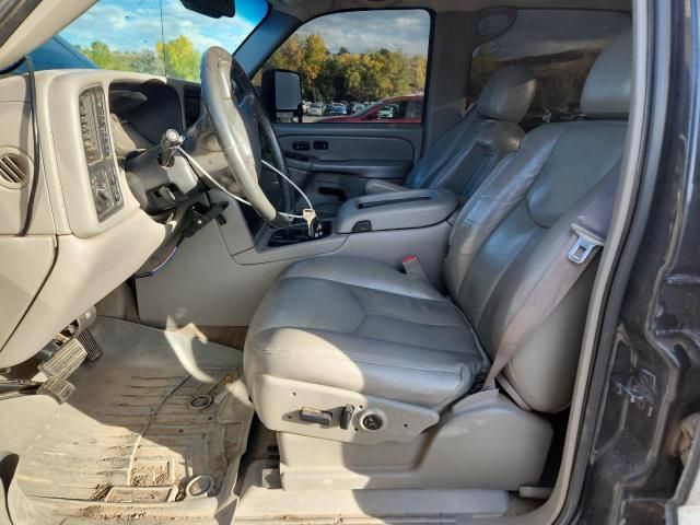 2004 GMC Sierra K2500 Heavy Duty