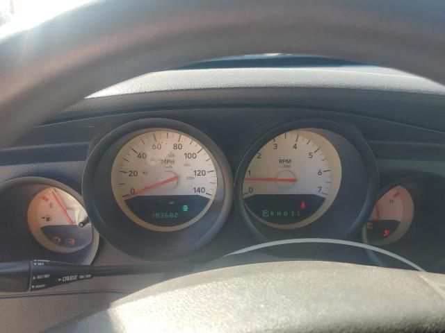 2005 Dodge Magnum se