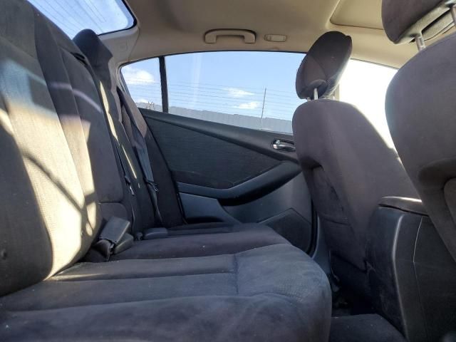 2011 Nissan Altima Base