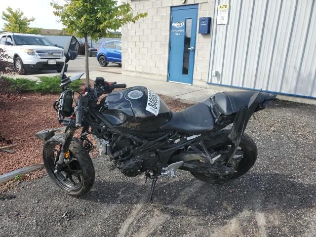 2023 Yamaha YZFR3 A