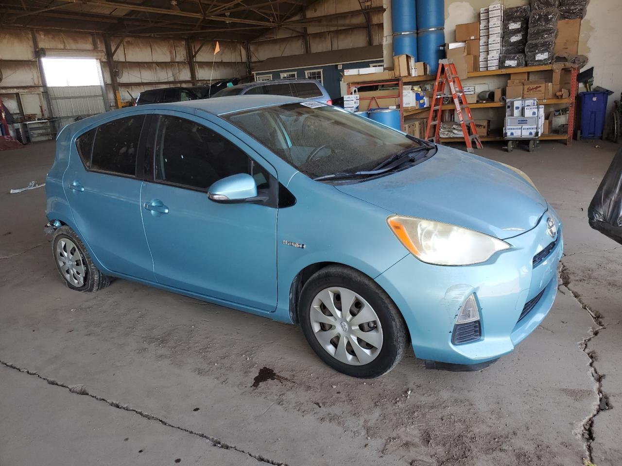 2013 Toyota Prius c