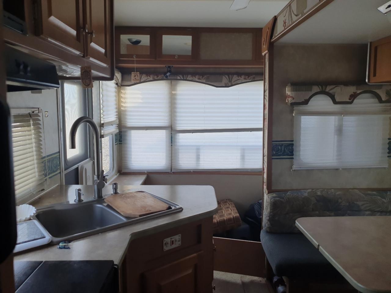 2007 Fleetwood Trailer