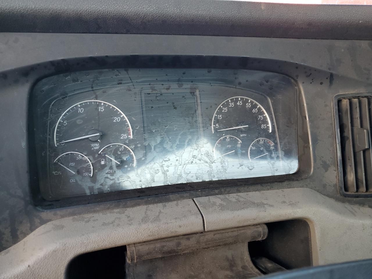 2020 Freightliner Cascadia 126 Semi Truck