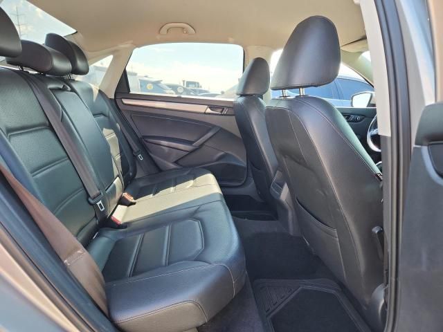 2014 Volkswagen Passat S