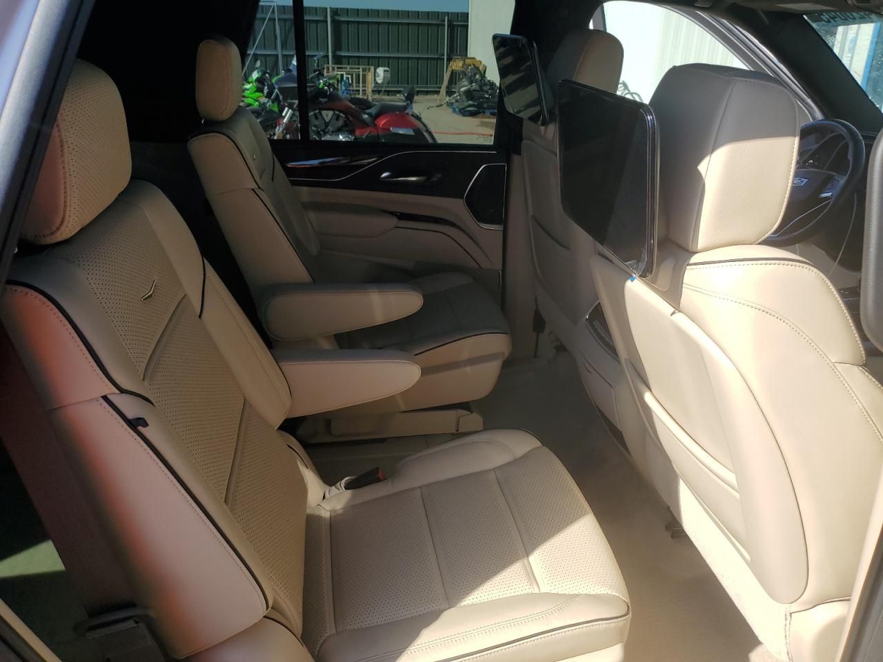 2021 Cadillac Escalade Premium Luxury