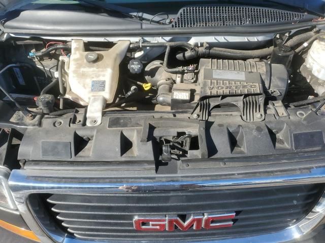 2018 GMC Savana Cargo 2500 13