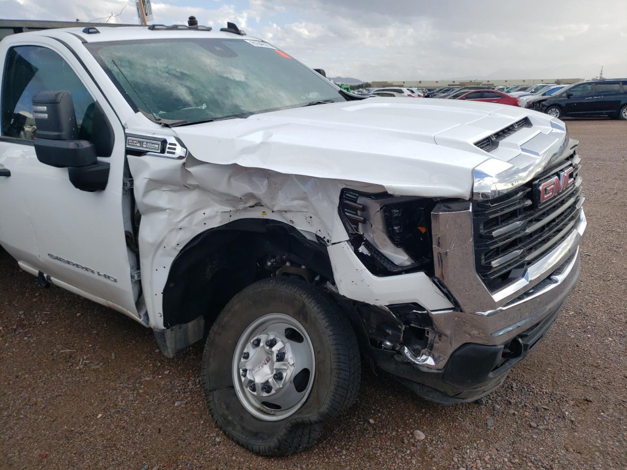 2025 GMC Sierra HD Flatbed Truck