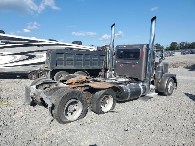 1999 Peterbilt 379 Semi Truck