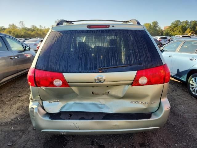 2007 Toyota Sienna CE