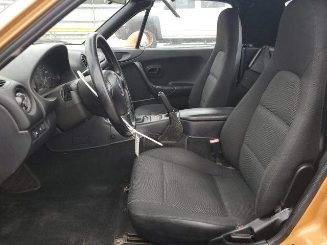 2000 Mazda MX-5 Miata Base