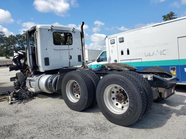 2020 Peterbilt 567 Semi Truck