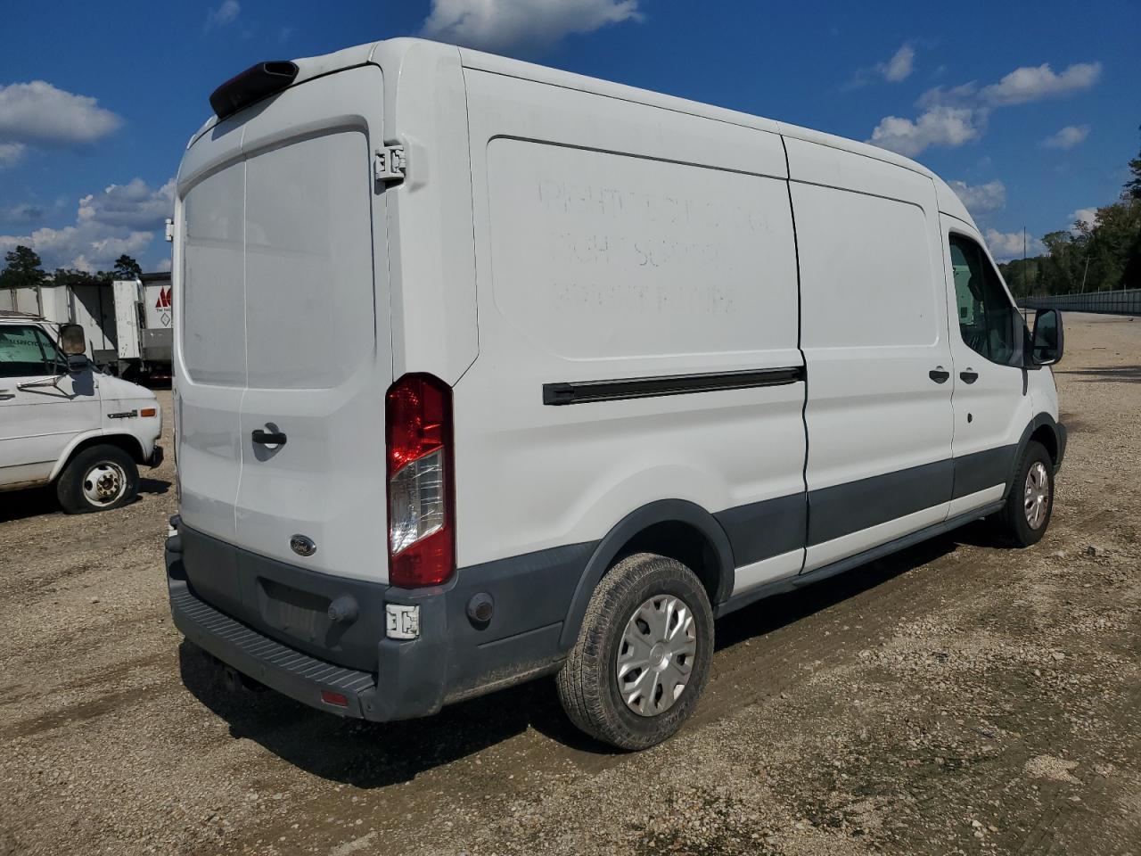 2018 Ford Transit T-250
