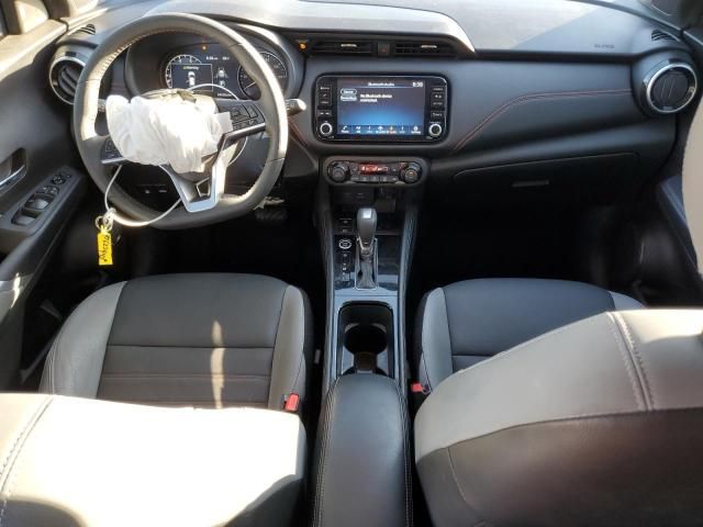 2023 Nissan Kicks sr