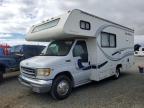 2001 Ford 2000 Fleetwood Jamboree-RV