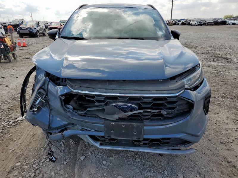 2023 Ford Escape ST Line