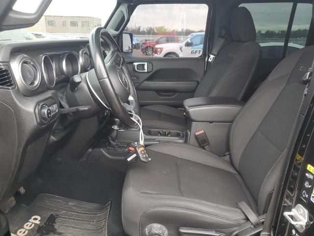 2022 Jeep Gladiator Overland