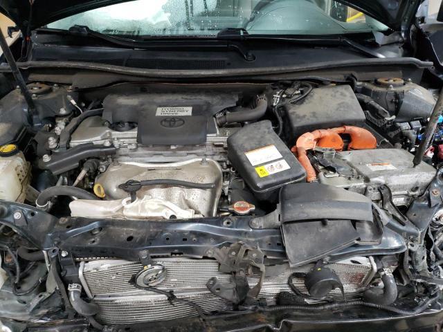 2016 Toyota Camry Hybrid le