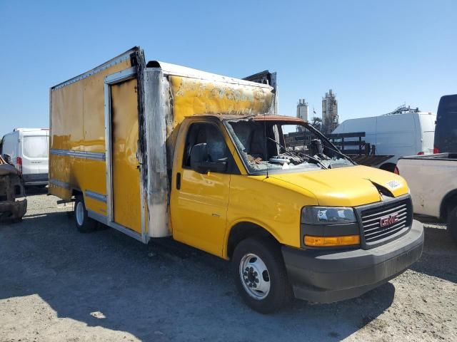 2023 GMC Savana CUT-BOX Truck