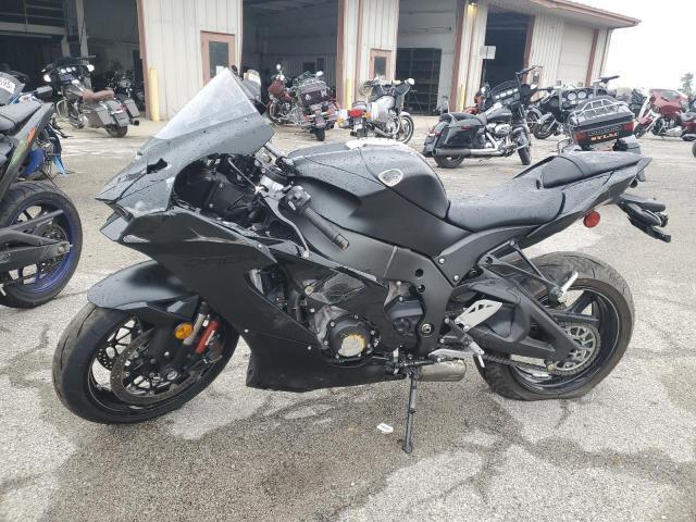 2025 Kawasaki Zx1002 m