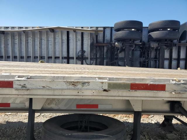 1995 East Manufacturing Flatbed Trailer