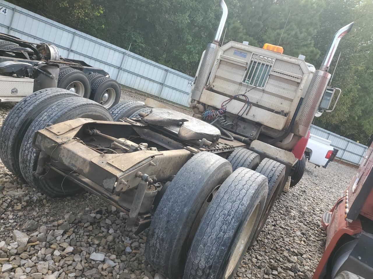 2002 Mack CH613 Semi Truck