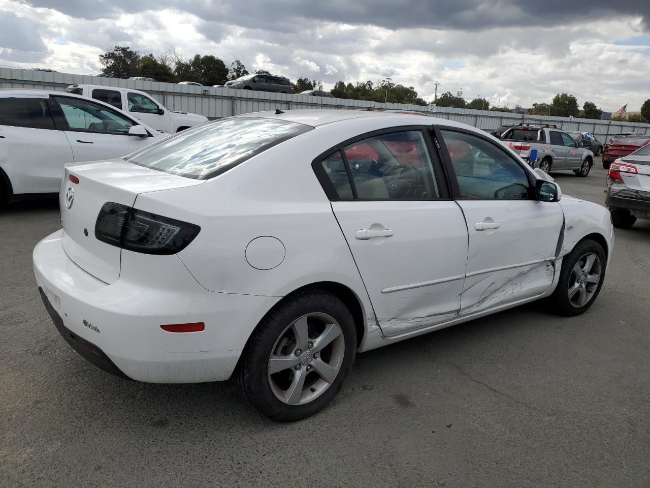 2006 Mazda 3 I