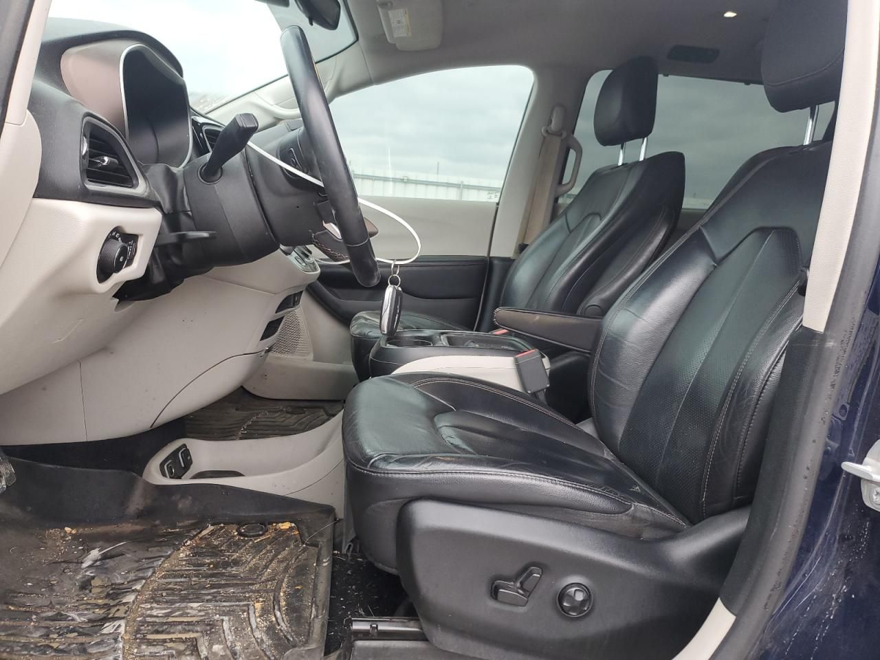 2018 Chrysler Pacifica Touring l