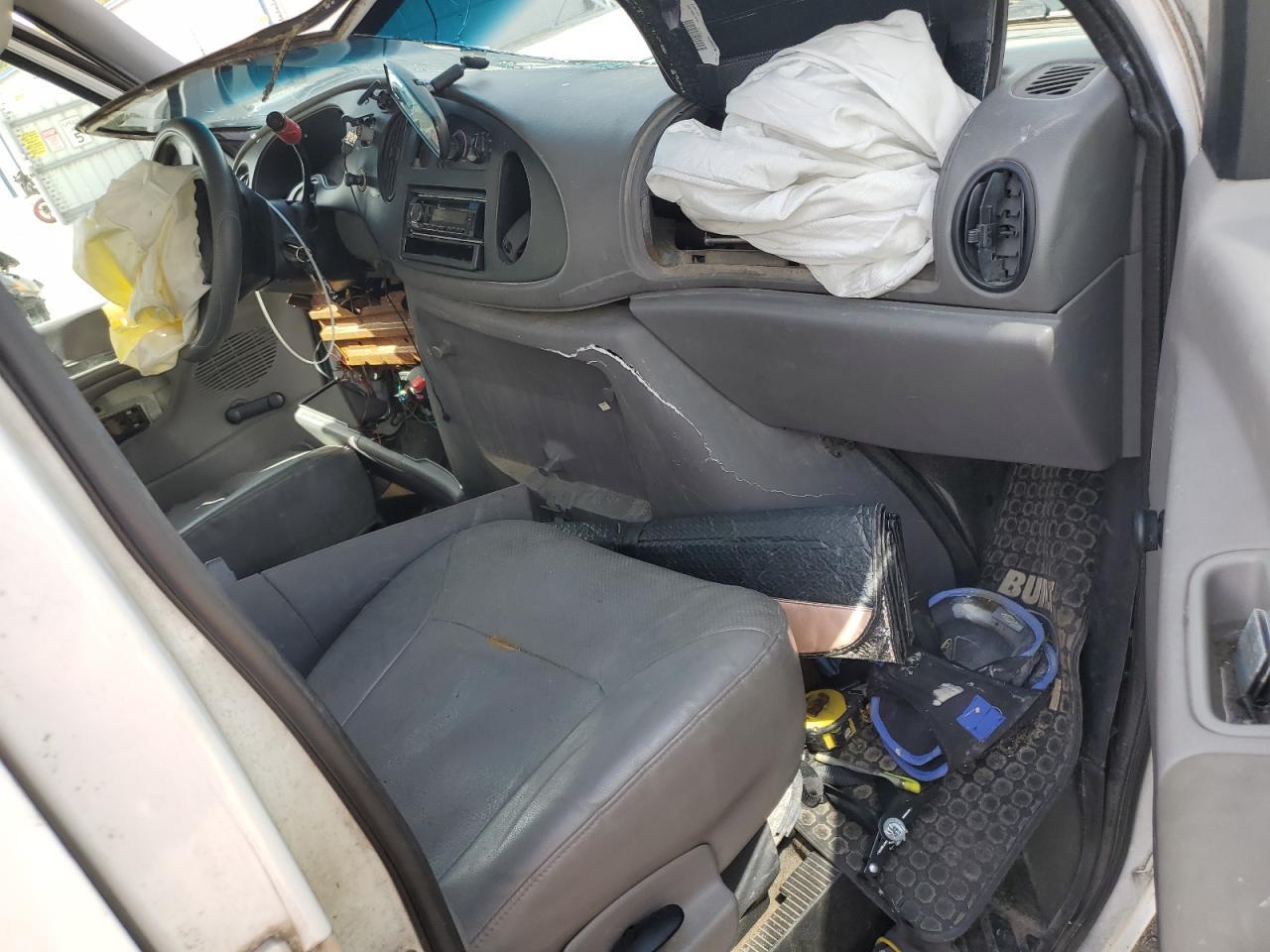 2001 Ford Econoline E250 Van