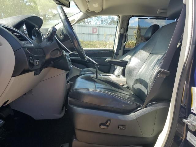 2015 Chrysler Town & Country Touring