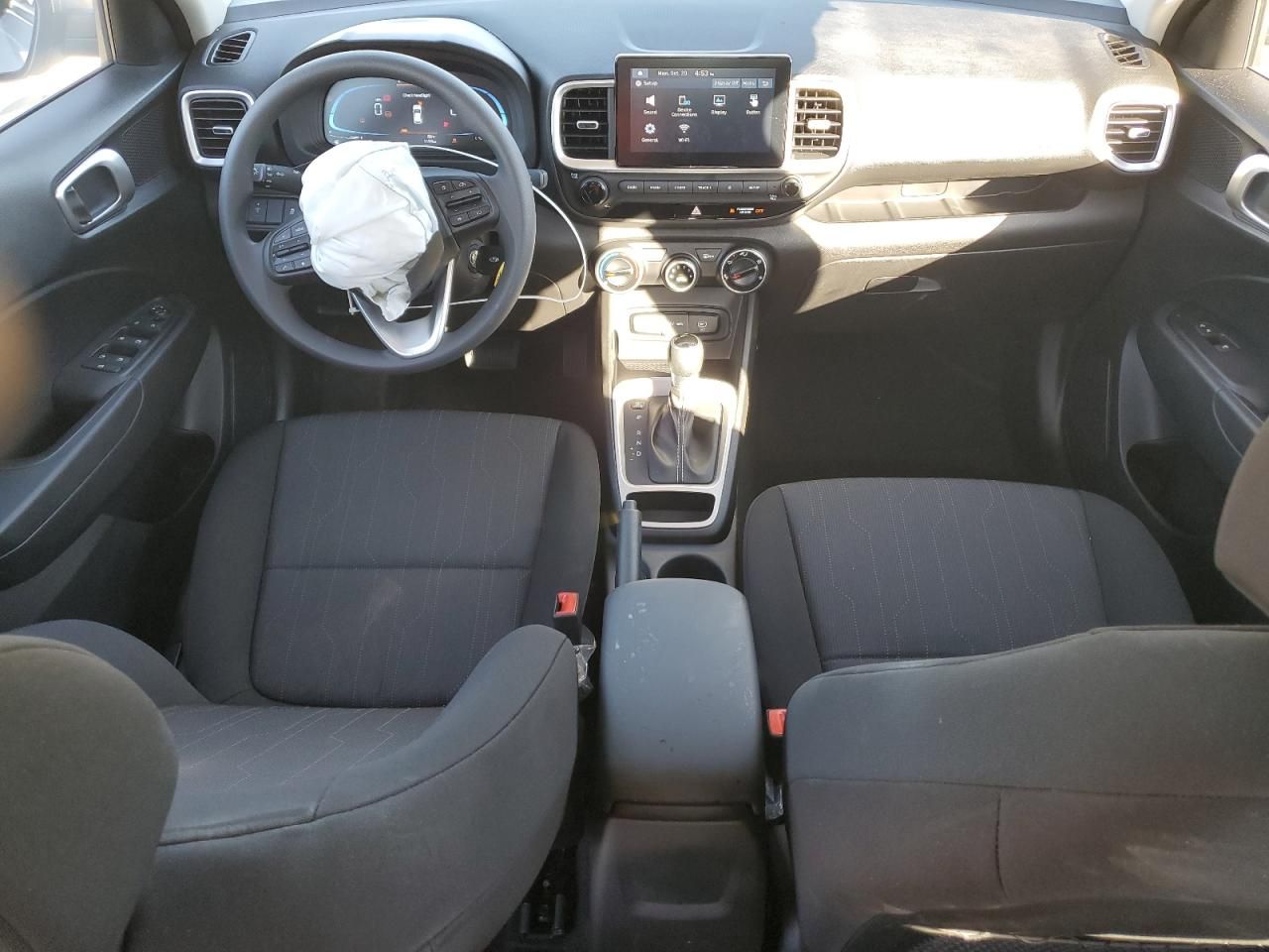 2025 Hyundai Venue se