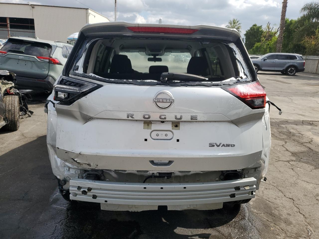 2024 Nissan Rogue sv
