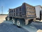 1995 Mack 600 RD600
