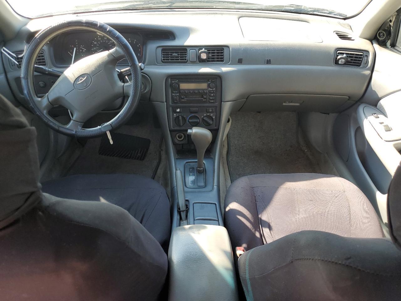 2000 Toyota Camry ce